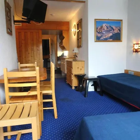 Apartment Belles Challes - 4 Personnes A Arc 1800 Skis Aux Pieds Et Proche Des Commerces Dans Le Village Du Charvet Mae-2092 *